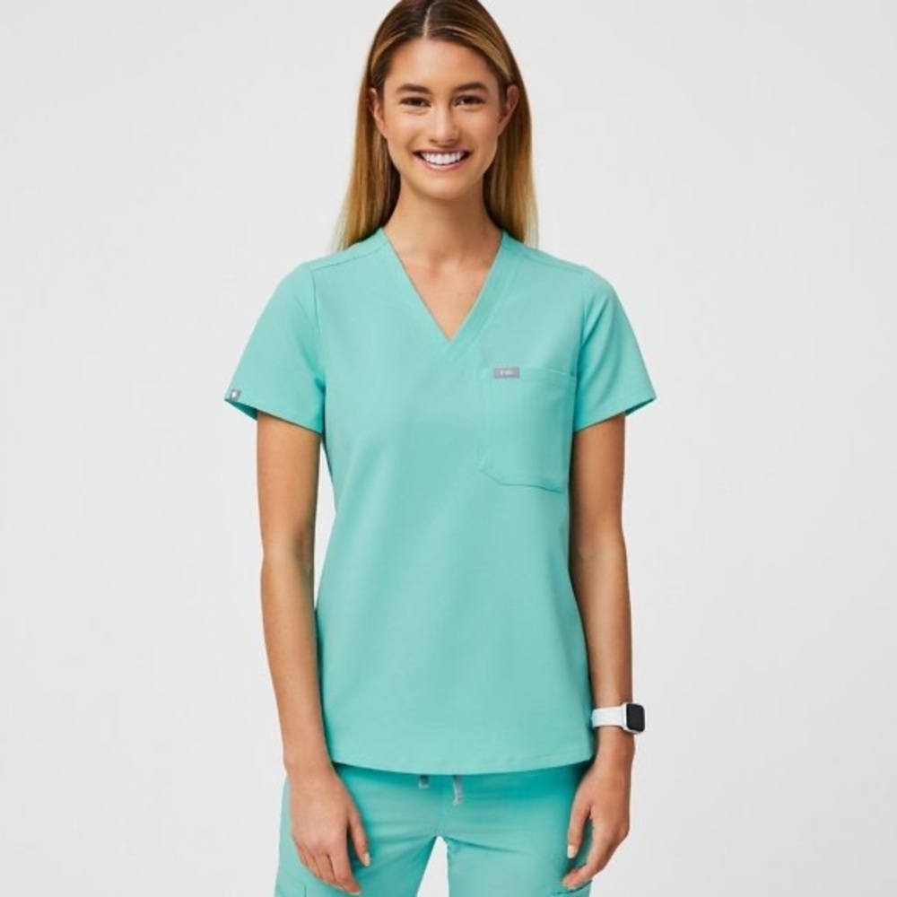 FIGS SET - Aqua S Caterina Top & M Zamora Jogger
